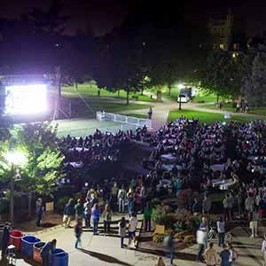September 26, 2016; Students gather on South Quad to watch the presidential debate. (Photo by Matt Cashore/University of Notre Dame)