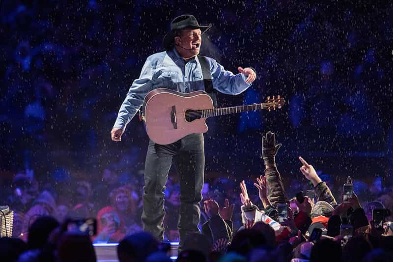 Garth Brooks in concert.