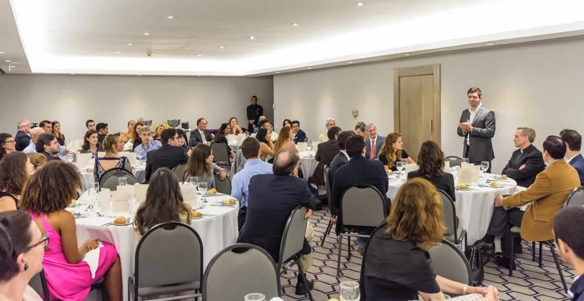 Notre Dame Club of Brazil President Olavo Nogueira addresses Fr. Jenkins, Dr. Burish, Dr. Entrikin and other members of Notre Dame's executive team, along with club members, alumni, Notre Dame juniors studying in São Paulo and prospective ND students from Brazil.